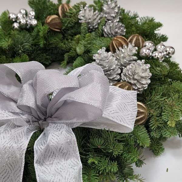 SOPHISTICATED SILVER & WHITE WREATH Thumbnail